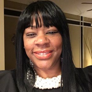 Meet your Posher, Laketha